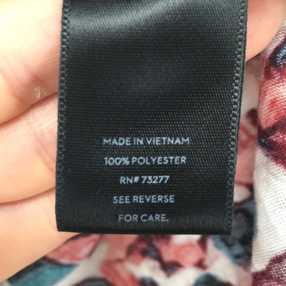 Vera Wang Multi Color Dress Casual Top - Picture 11 of 11
